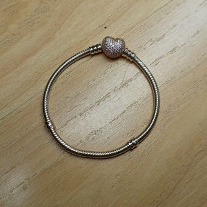 Pandora Moments Pavé Heart Clasp Snake Chain Bracelet 6.3 inches